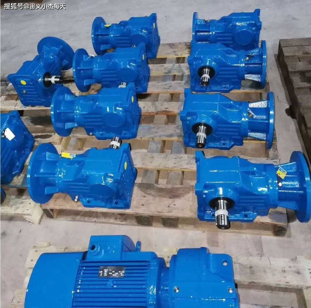FAF47-Y0.75KW-4P减速机FAF47-Y0.55KW-4P-64.89-M4可配功率不同