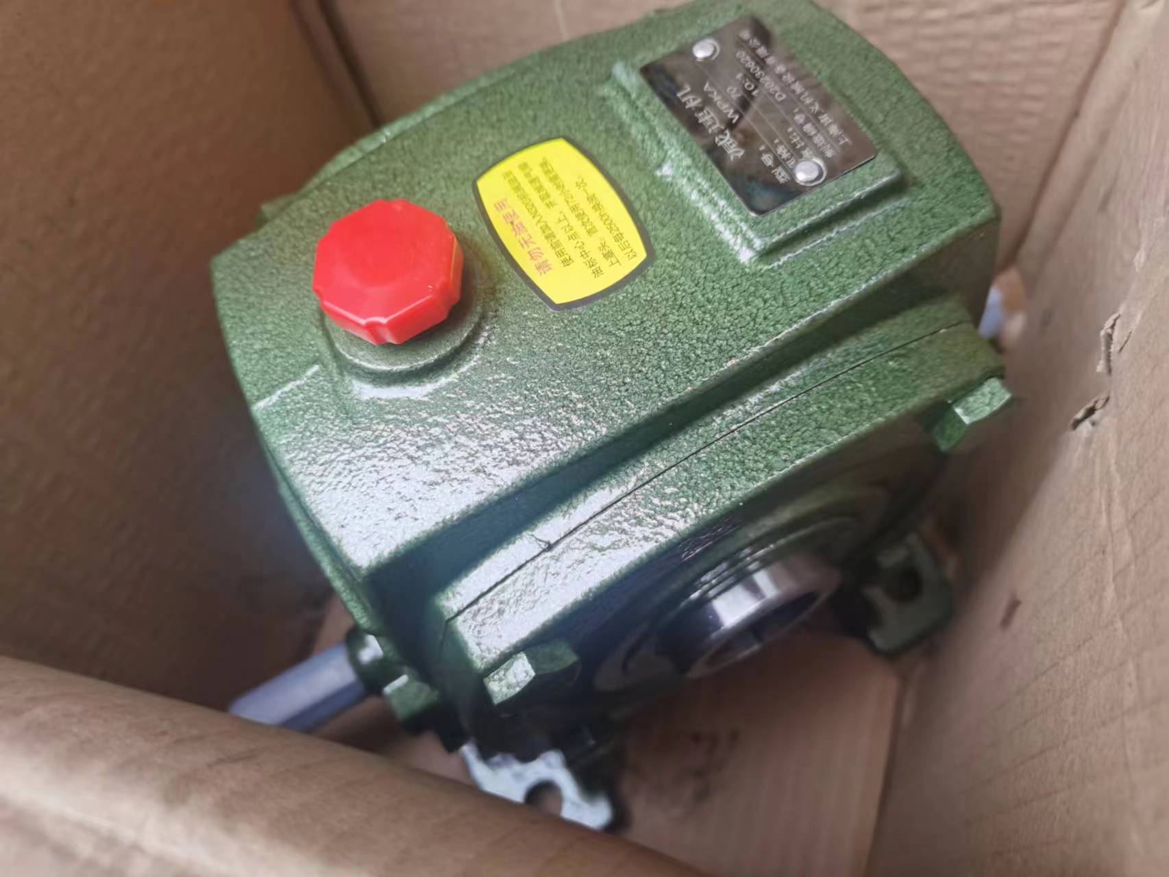 FAF127-Y11KW-4P减速机FAF127-YVP30KW-4P-125.71偏心套型号区别是
