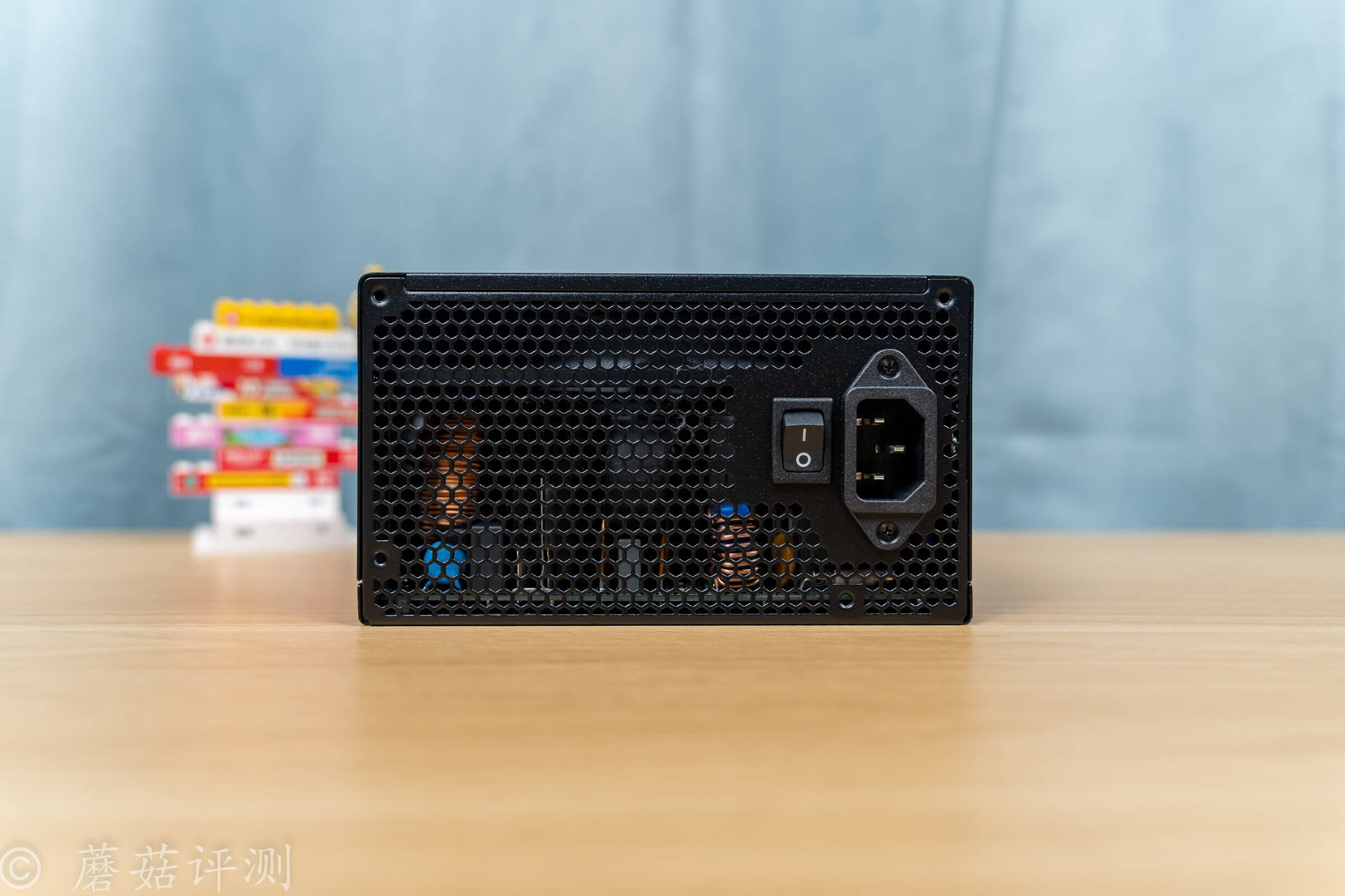 高品质、使用体验非常棒的一款电源，先马XP1000W Super白金牌全模组电源 评测