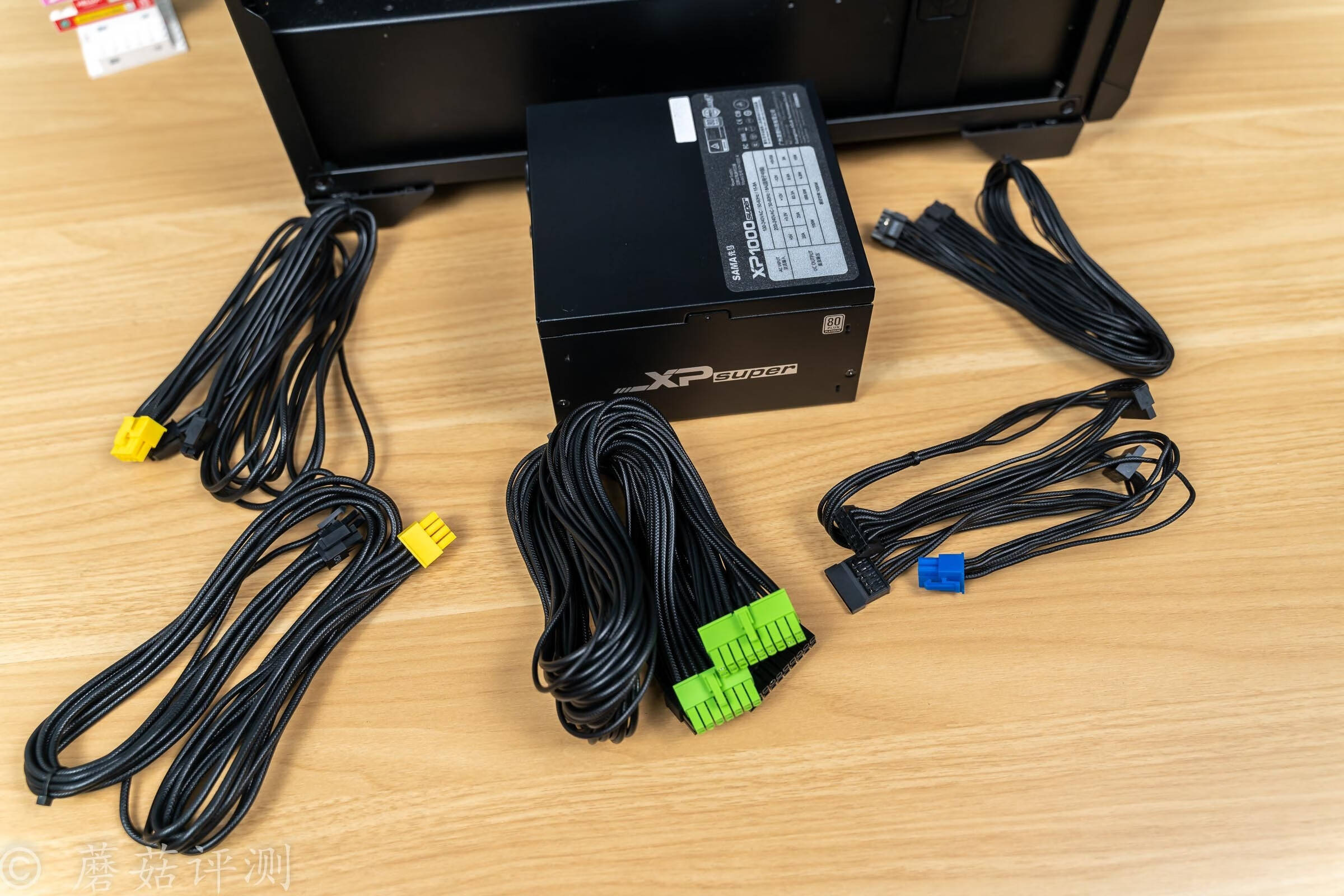 高品质、使用体验非常棒的一款电源，先马XP1000W Super白金牌全模组电源 评测