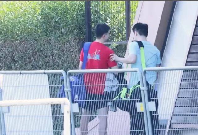 奥林匹克官网惊现孙颖莎的昵称小豆包！各国运动员的证件照太可爱