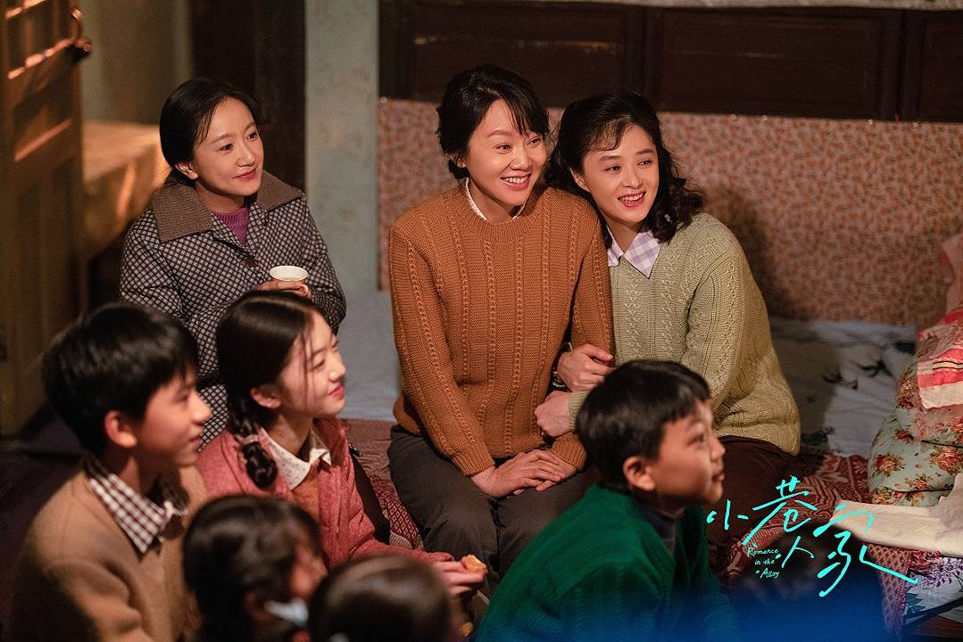 从古偶混战中杀出重围，《小巷人家》打造另类现实题材剧的“爽剧”密码