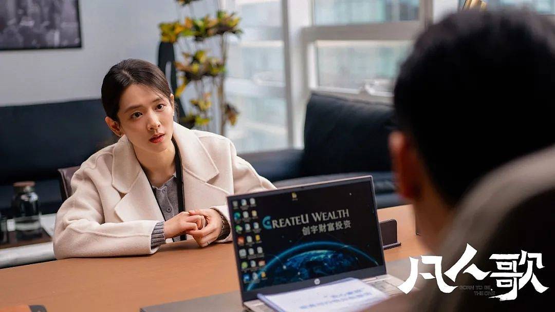 从古偶混战中杀出重围，《小巷人家》打造另类现实题材剧的“爽剧”密码
