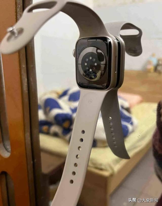 最近全网都在试！结果“真拔不下来了”，专家解释原理