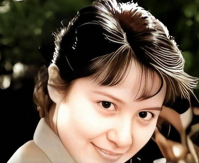 她是首个被执行死刑的女星，曾红遍大江南北，枪毙前喊：这不公平