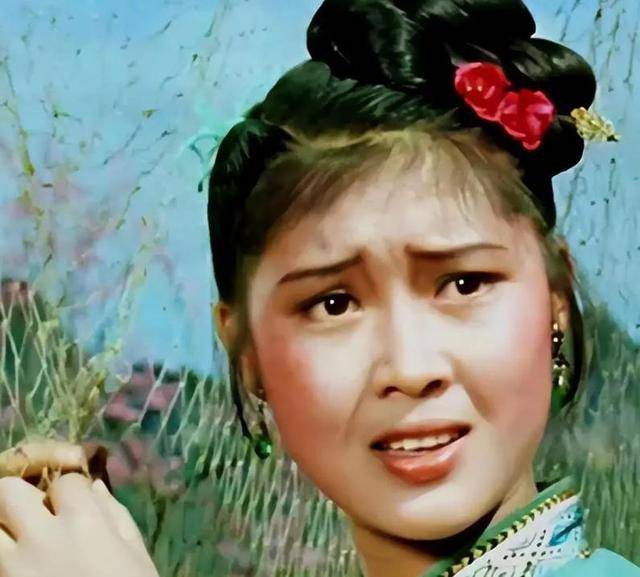 她是首个被执行死刑的女星，曾红遍大江南北，枪毙前喊：这不公平