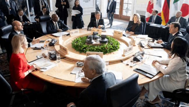 不宣而战！多国对华统一战线，关键时刻，解放军表态一锤定音！